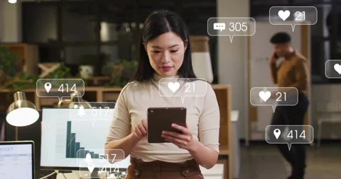 Office worker tapping tablet and animating rising then falling engagement 스톡 동영상 313295156