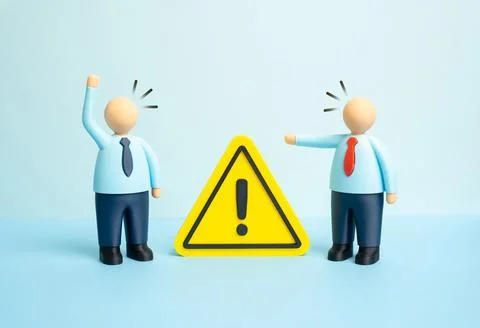 Office workers are faced with a problem that disrupts business processes. Urg Foto stock