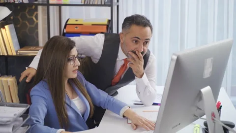 Office workers who are not doing well. Stock Footage 218801228
