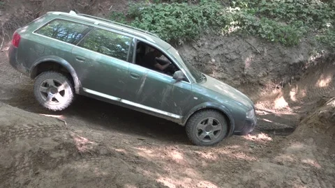 Offroad car in the mud Stock Footage 157693218