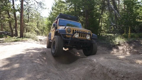 Offroading Truck Driving Over Ditch Colorado Vídeo Stock 122106201