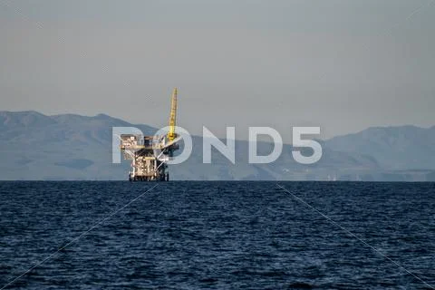 Offshore oil rig Stock Photos