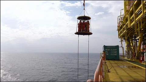 Offshore Personal Transfer Basket. Video stock 114960919