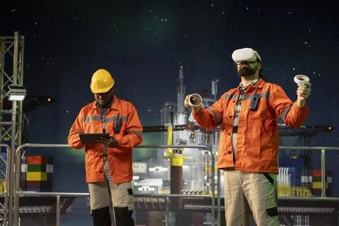 Offshore platform specialist uses virtual reality tech to analyze oil extraction Stock Photos