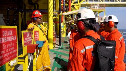 Offshore Safety Breifing. Stock Footage 129510020