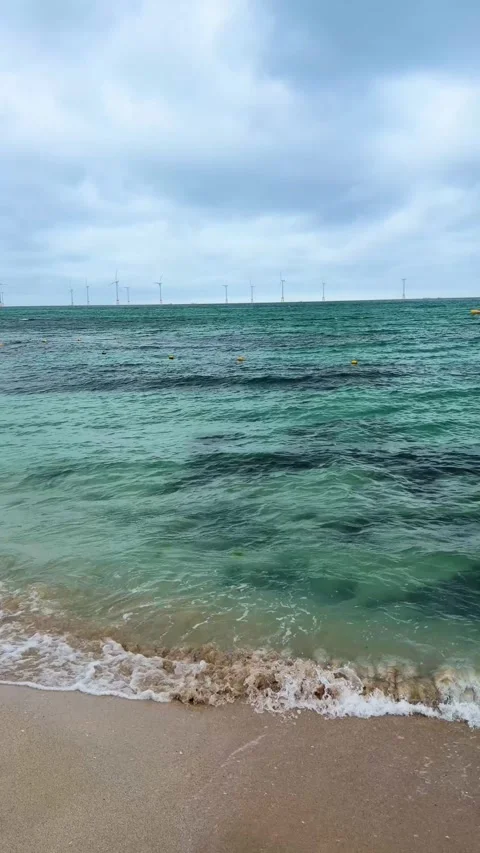 Offshore wind turbines generating clean energy on jeju island Vídeos de archivo 346503900