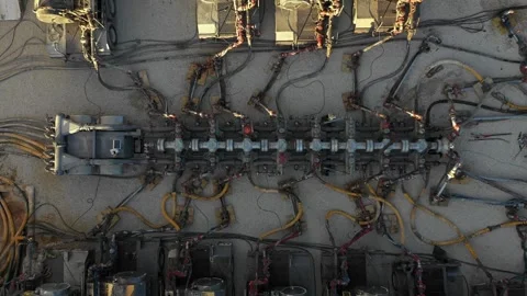 Oil and Gas Fracking Overview 動画素材 333692222