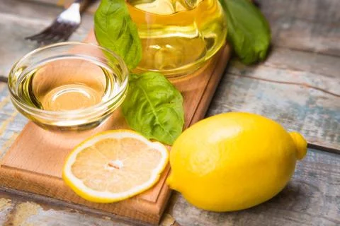 Oil with basil Foto stock