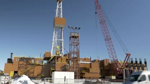 Oil Drilling Rig with crane 動画素材 103866761