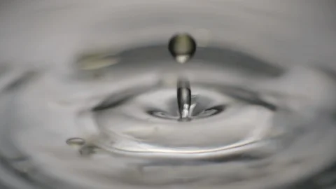 Oil drop slowmotion close up studio Stock Footage 91353616