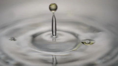 Oil drop slowmotion close up studio Stock Footage 91353653