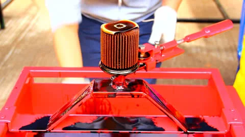 Oil fillter cutting Video stock 25215855