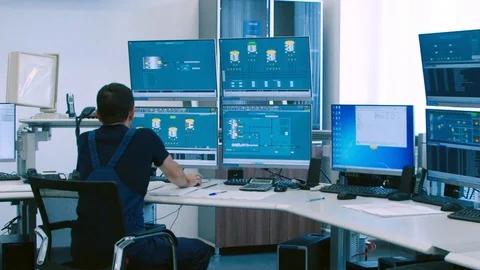 Oil operator Stock Footage 127537343