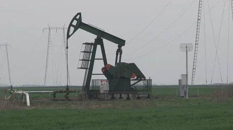 Oil pump on the feild Stock Footage 64013807
