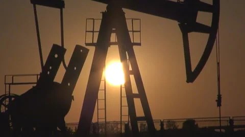 Oil Pump Stock-Footage 8572963