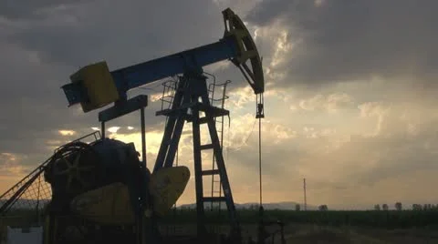 Oil Pump Stock-Footage 11412139