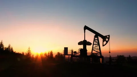 Oil pump at sunrise Video stock 171186769