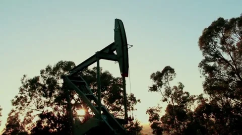 Oil Pumps 動画素材 5089017