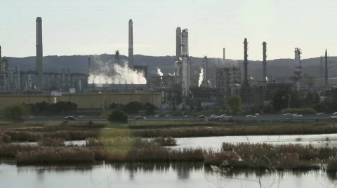 Oil Refinery 1 Video stock 540513