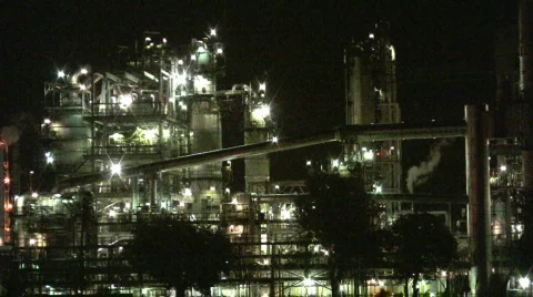 Oil refinery by night Stock Footage 456327