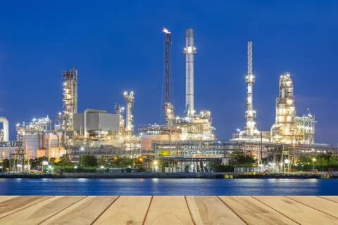 Oil refinery 库存照片