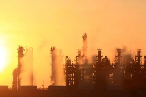 Oil refinery at twilight (Map Ta Phut Industrial Estate Rayong Thailand) Stock Photos