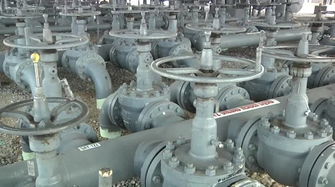 Oil Refinery valves Stock-Footage 49475657