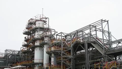 Oil Refining Plant Видео 152106339