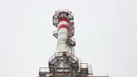 Oil Refining Plant Vídeo Stock 152106497