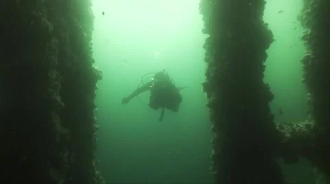 Oil Rig Diving clip01 스톡 동영상 41389739