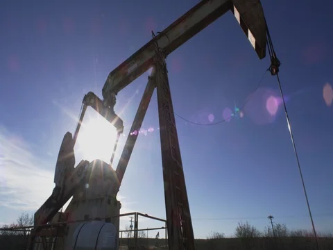 Oil Rig Flare 4k 動画素材 71350215