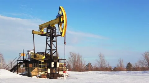 Oil rig pump jack Stock Footage 64406805