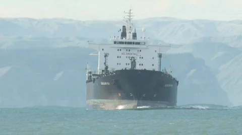 Oil tanker turns Stock Footage