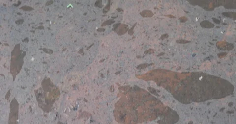 Oil Texture on water Stockbeeldmateriaal 335685356