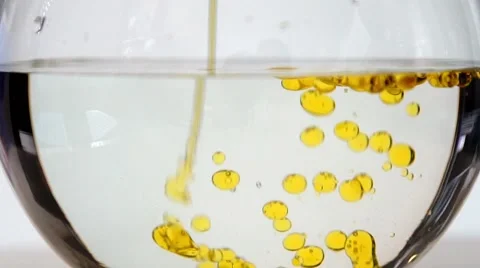 Oil in water Stock-Footage 59751981