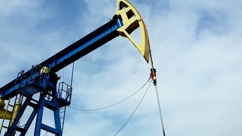 Oil well extraction installation Video stock 88525134