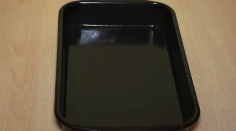 Oiling Plate 002 Video stock 12761468