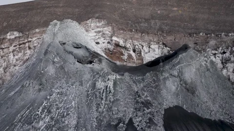 Ol Doinyo Lengai Volcano erupting in Northern Tanzania Vidéo 330419092