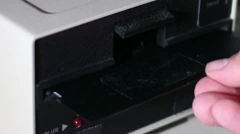 Old 5¼" Floppy Disk Drive 2615 스톡 동영상 11689602