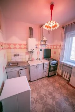 Old apartment view from inside, interior, retro style, old kitchen 스톡 사진