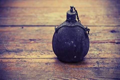 Old army bottle Fotos de archivo