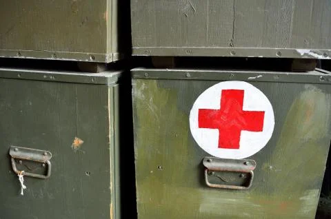 Old army medic trunk Foto stock