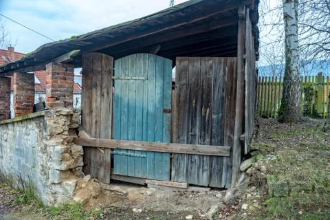 Old barn with a makeshift door Stock Photos