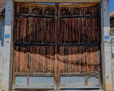 An old big door Stock Photos