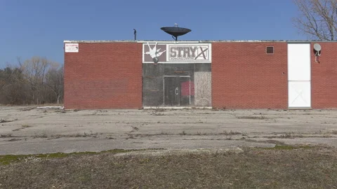 Old bingo hall closed due to COVID 19 pandemic lockdown restrictions Stockbeeldmateriaal 149861416