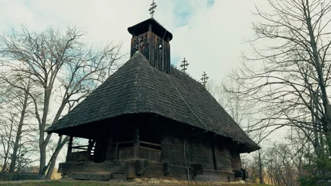Old Black Building In Bucharest Vídeos de archivo 308650402