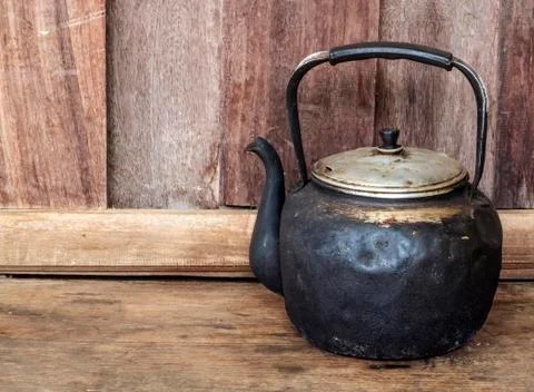 Old black kettle Foto stock