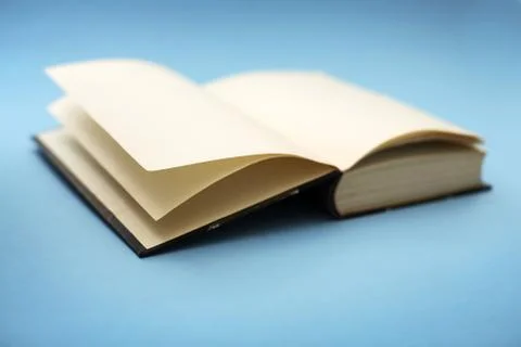 Old book 스톡 사진