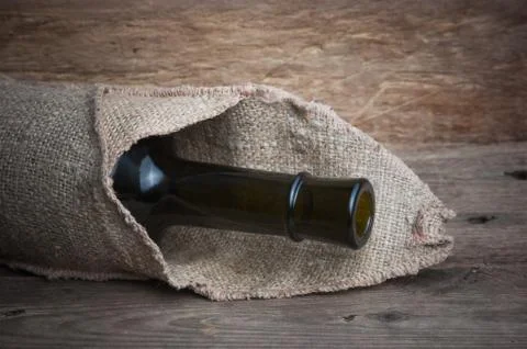 Old  bottle of wine 스톡 사진