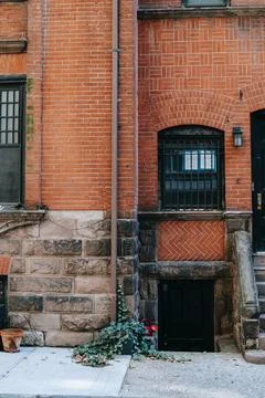  old brick building Stock Photos